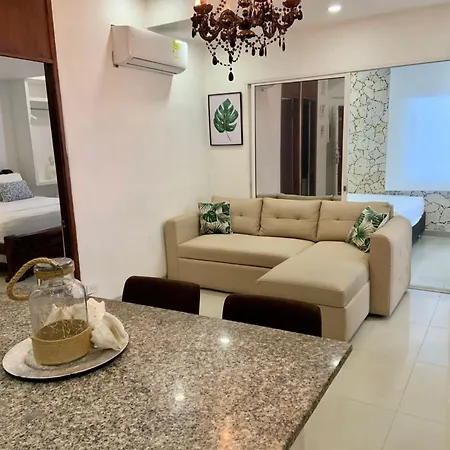 Amoblados , Cartagena, El Laguito Apartamento *